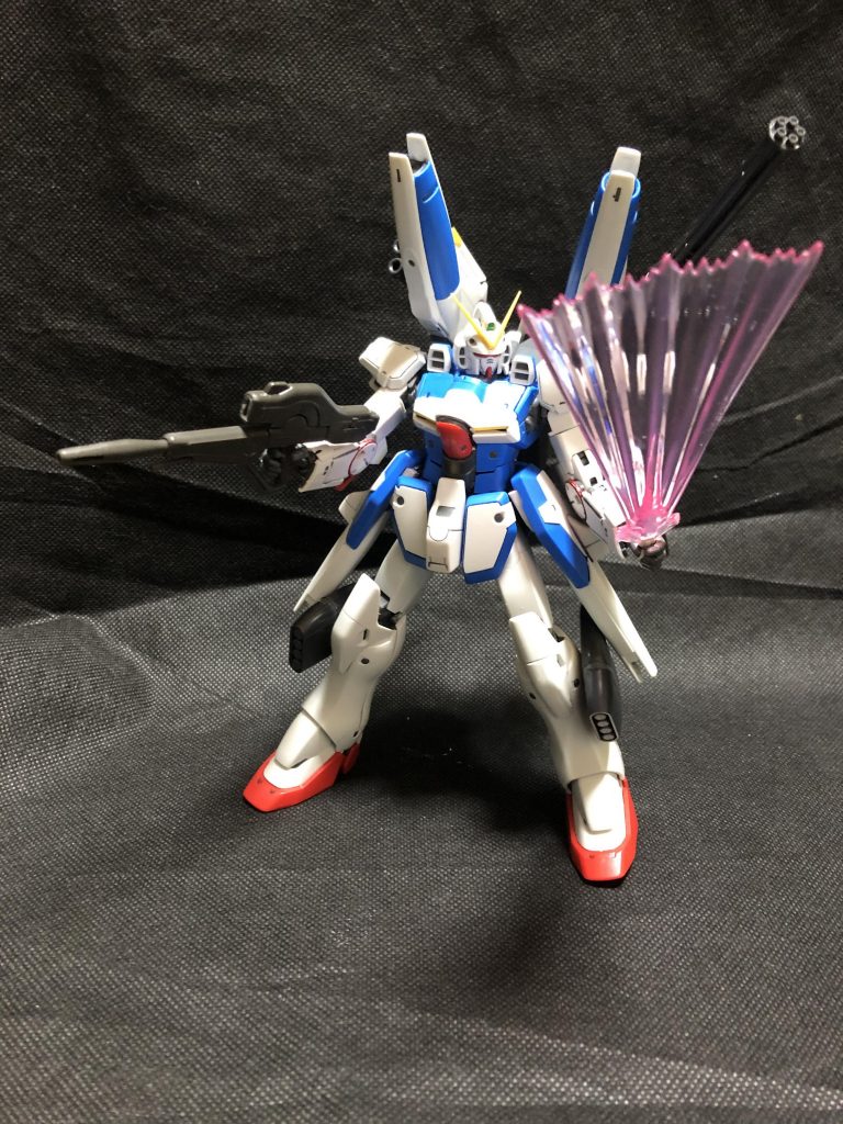 Vガンダム ダッシュカスタム–3枚目/制作者：アッキー