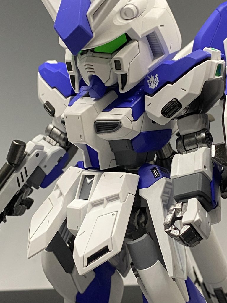 RX-93-ν2  HI-νGUNDAM–2枚目/制作者：奈々姫