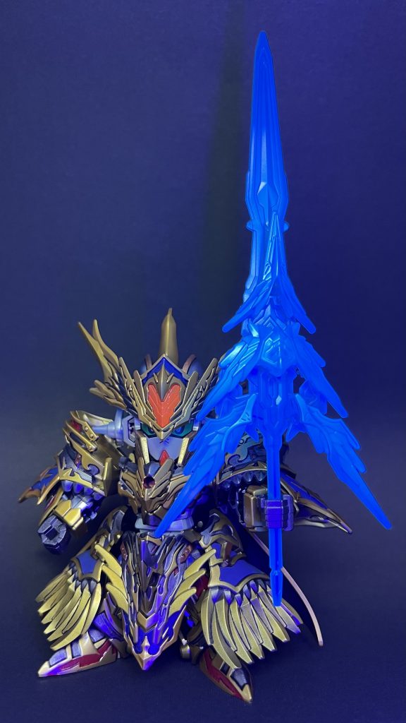 クリアーパーツにはパール塗料と蛍光塗料を使っているので、ブラックライトで光ります。