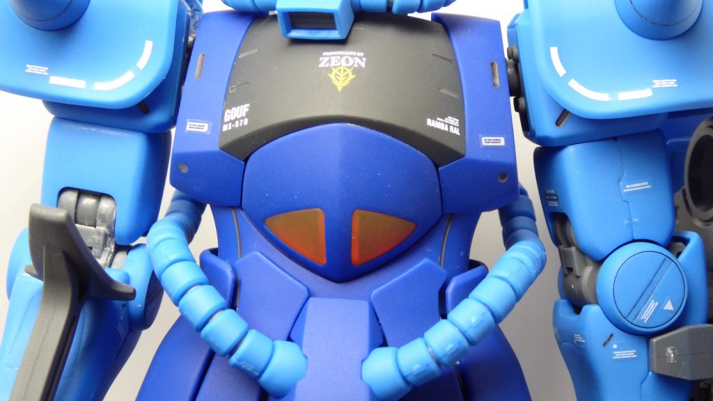 墨入れに使ったガンダムマーカーのグレーが良い感じの発色で気に入っています。