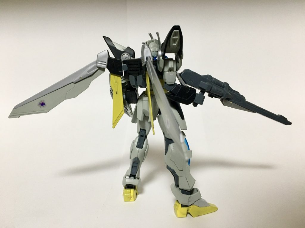 MS形態、背面。