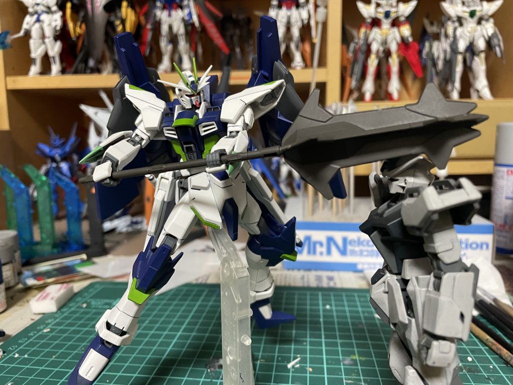 ゲーム実況では「お前の脳天カチ割ってやる」などの名言を言ってたのでそれでこの機体を思いついた