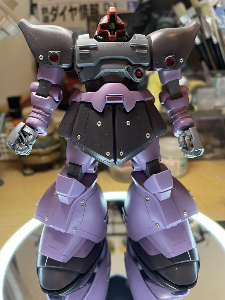 塗装直後に撮影。エアブラシにて全塗装。