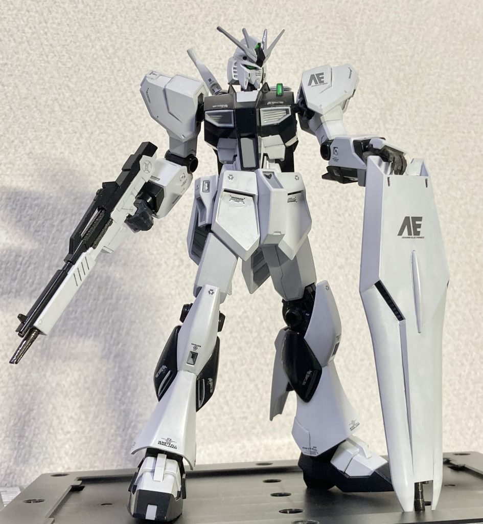 外だと逆光でデカールが映りづらかったので、家でも撮りました。