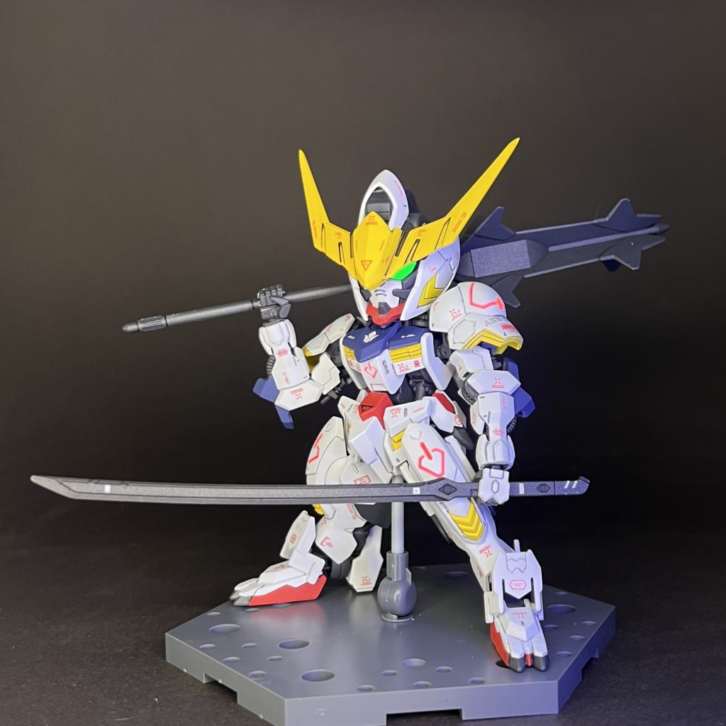 立ちポーズがかなりきまっているのでこのポーズ固定で飾りますww 以下製作内容になります.