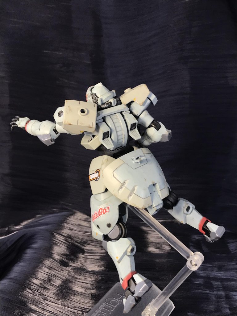 とくに何も無いですが後ろです。