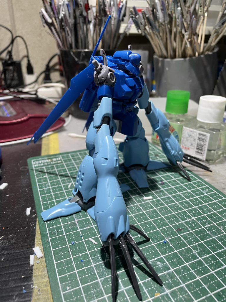 家にハイゴックとドラッツェの部品取りのジャンク品があったので、組み合わせて製作しました。