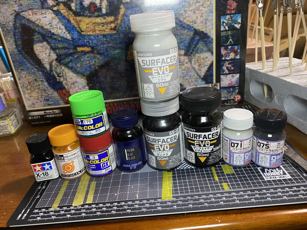 今回、使用した塗料の皆さんです。