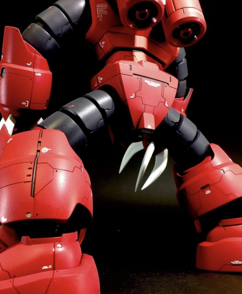 筋彫り作業中に、テンプレートを自作。やはり、治具は自作が最高です(´∀`)