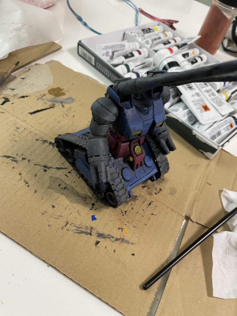 アクリルガッシュよレインボー下地からアクリル絵の具を水で薄めて重ねていきました。アクリル絵の具はガッシュより透けてグラデーションがしやすい気がします。