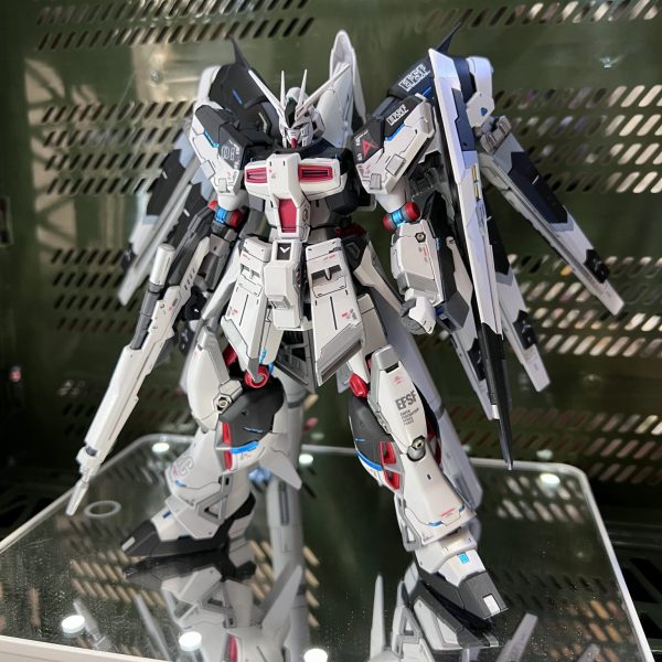 Hi-νガンダム typeR アムロ機