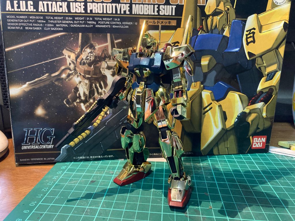 このキットを最後に高校時代の僕はガンプラから離れていった思い出の品。しっかり組み直す事が出来て、尚且つ離れていた20年の間のガンプラの進化具合を体感出来ました。ありがとうございます!