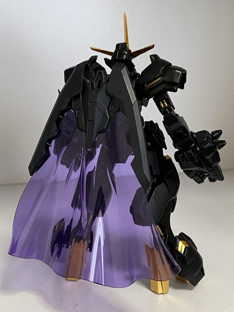 マントはトライスラッシュブレイドをそのまま使用w