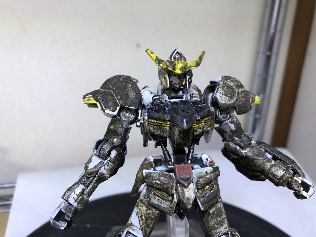 １塗り目 waveさんの『さびてんねん』A液の底で固まっているものは金属製のものでガリガリ削る感じでやらないと混ざりません