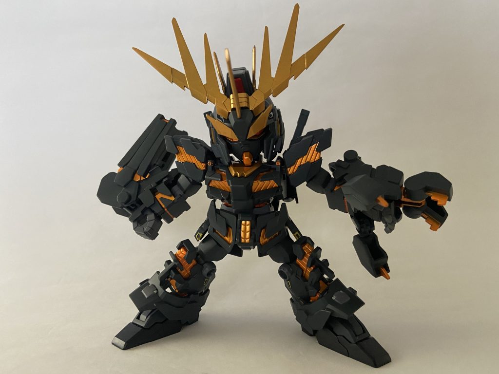 ノルンの武装とアームドアーマーを取り外して、アームドアーマーBSとVNを取り付け。VNを付けるとSDCSの手首は大きすぎて付けられないので、左手首だけ新造。右も作れば良かった…