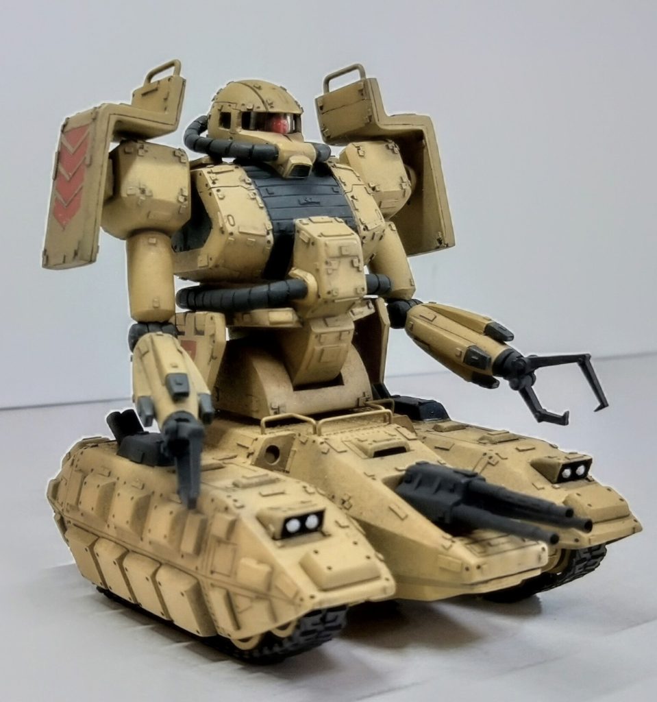 以外に改造してないように見えますが、全体的に手を入れてます。