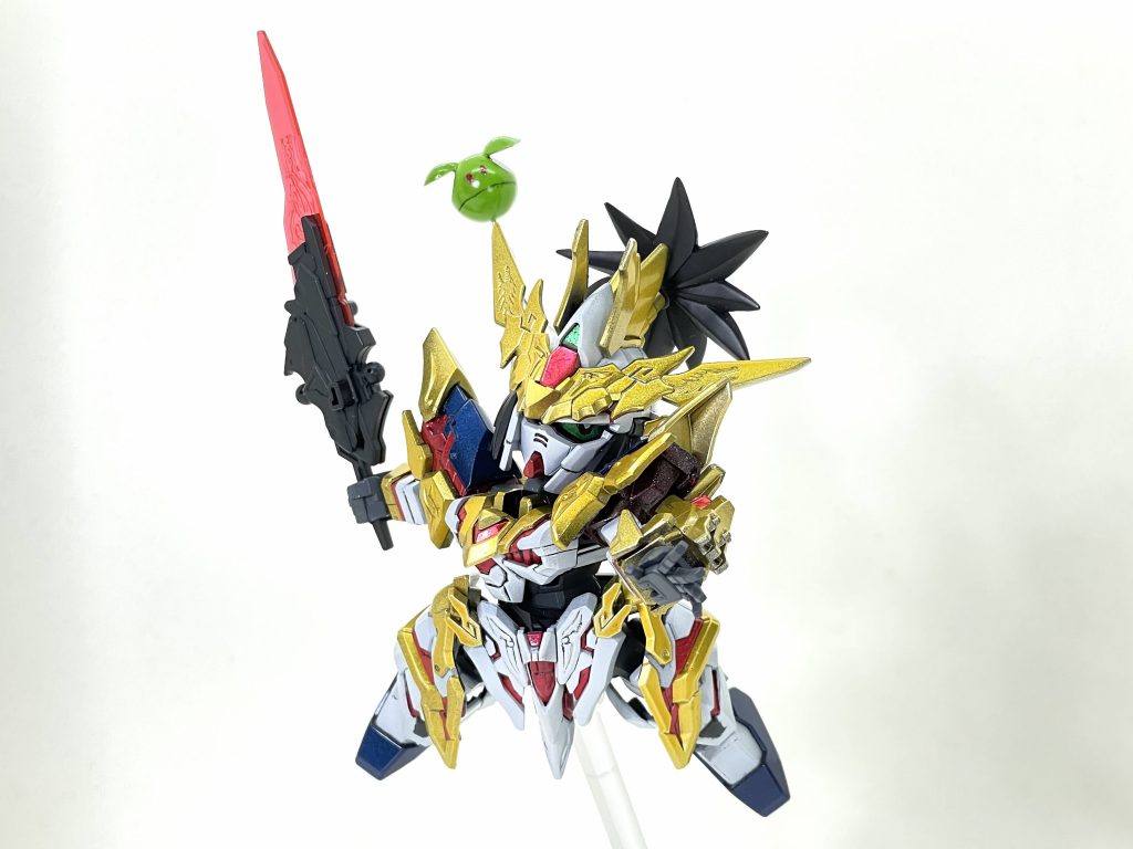 左手の平手はビルドハンドの小サイズさらに瞳パーツを差し替えで5種類の表情を選べるようにしてます。