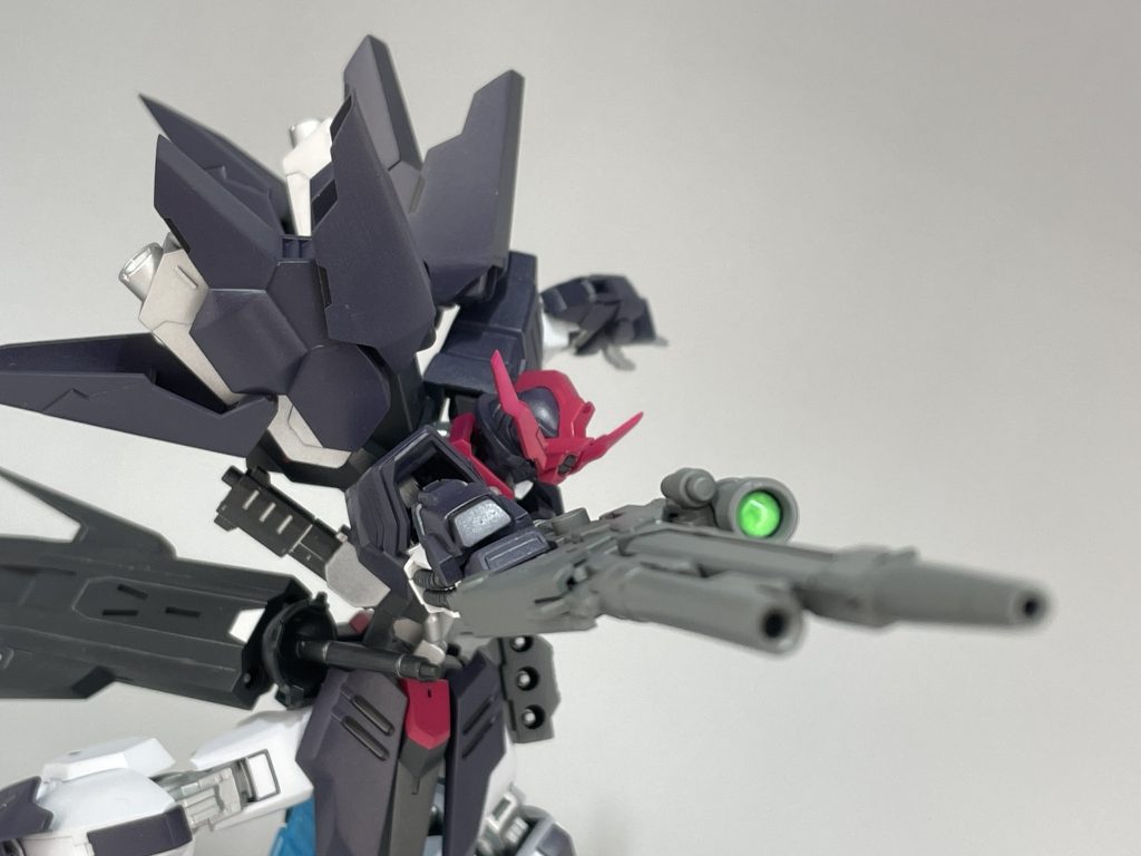 ライフルはシナンジュのものをマズルを切り飛ばして短縮、AGE2のマズルを移植。