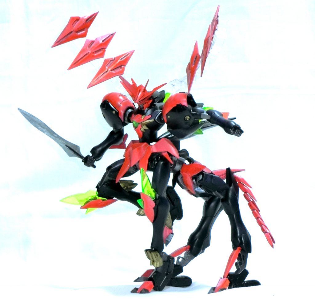 Xトランスミッター起動、GNビームサーベルファング展開!遠距離でちまちま削りつつ逃げまわって、機を見てビームバスターを撃ってくるファイトスタイル。