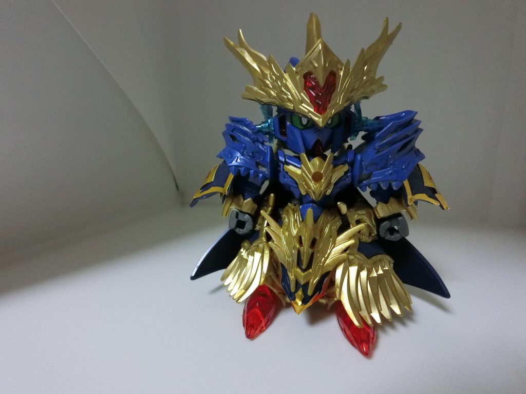 真正面。SDワールドヒーローズがトライエイジのオリジナルカラーで登場したらどうなるかなぁ?って思った答えがこれになりました。