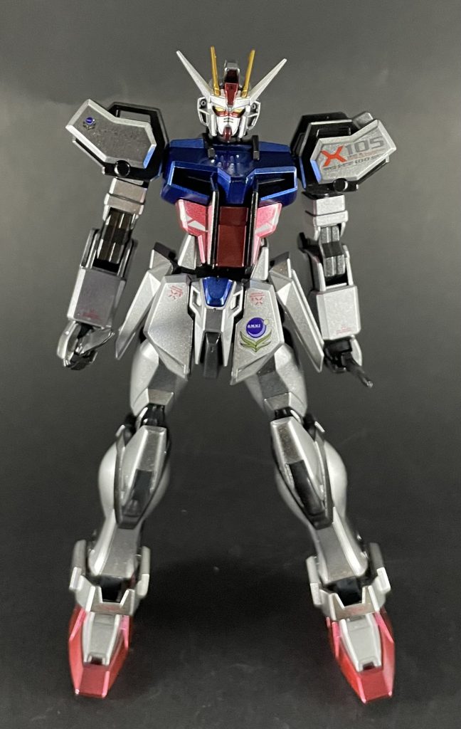 初めてメタリック塗料での全塗装、光沢仕上げをしましたが、これもアリだなと思います。