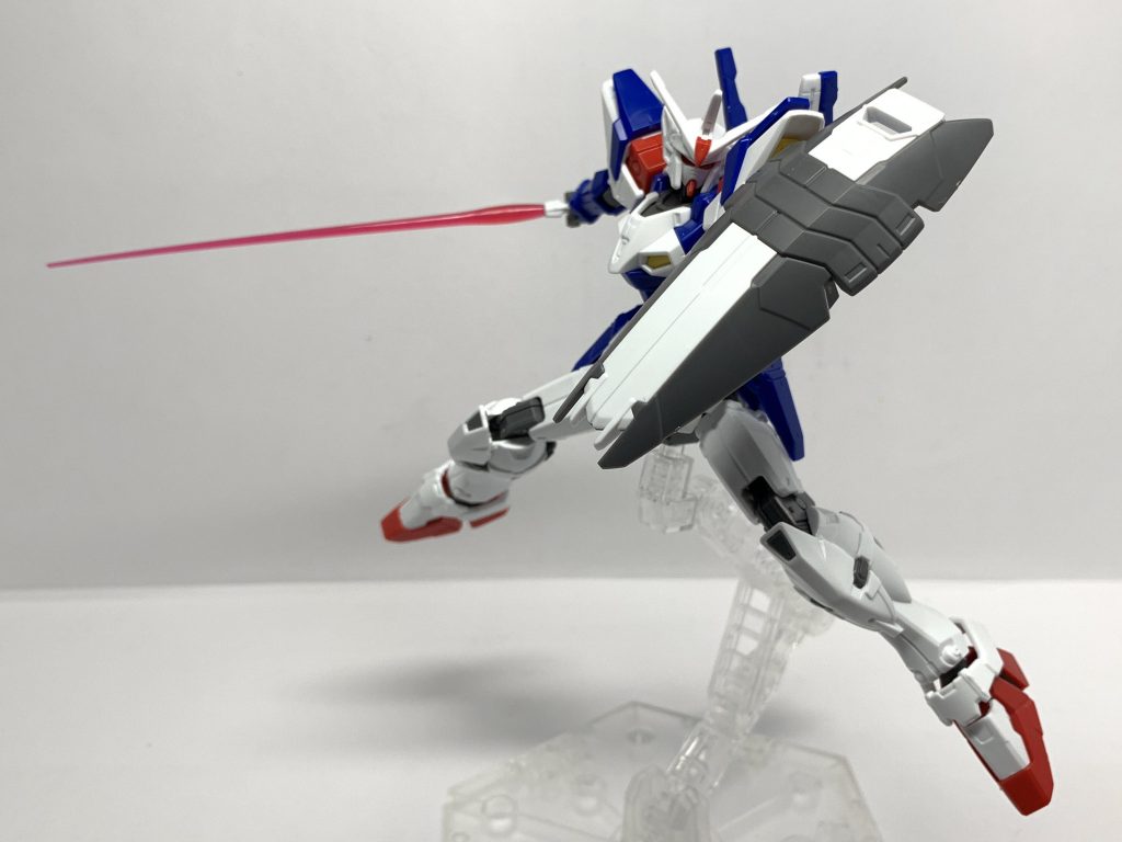 角度を変えたビームソードポーズ2。