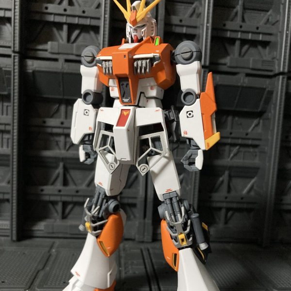 RX-93  νガンダム(稼働テストプロトタイプ)