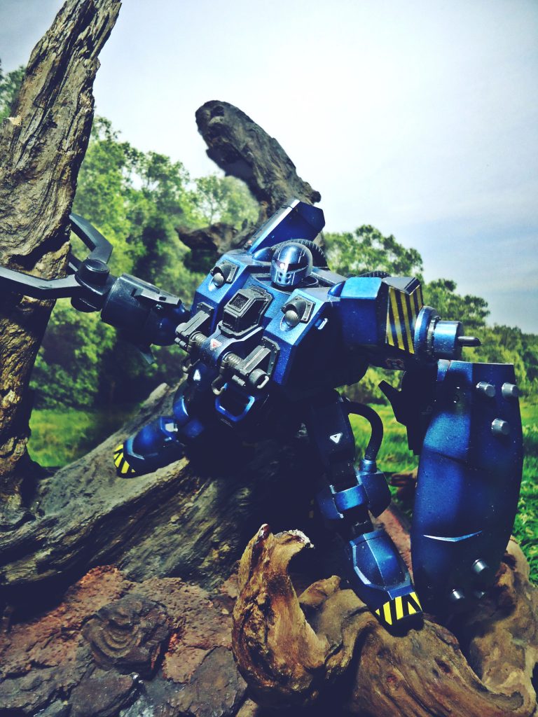 本来は外ロケしたいところでしたが？本日はどしゃ降りの大雨で仕方なく室内撮影です。非常に残念です（汗）