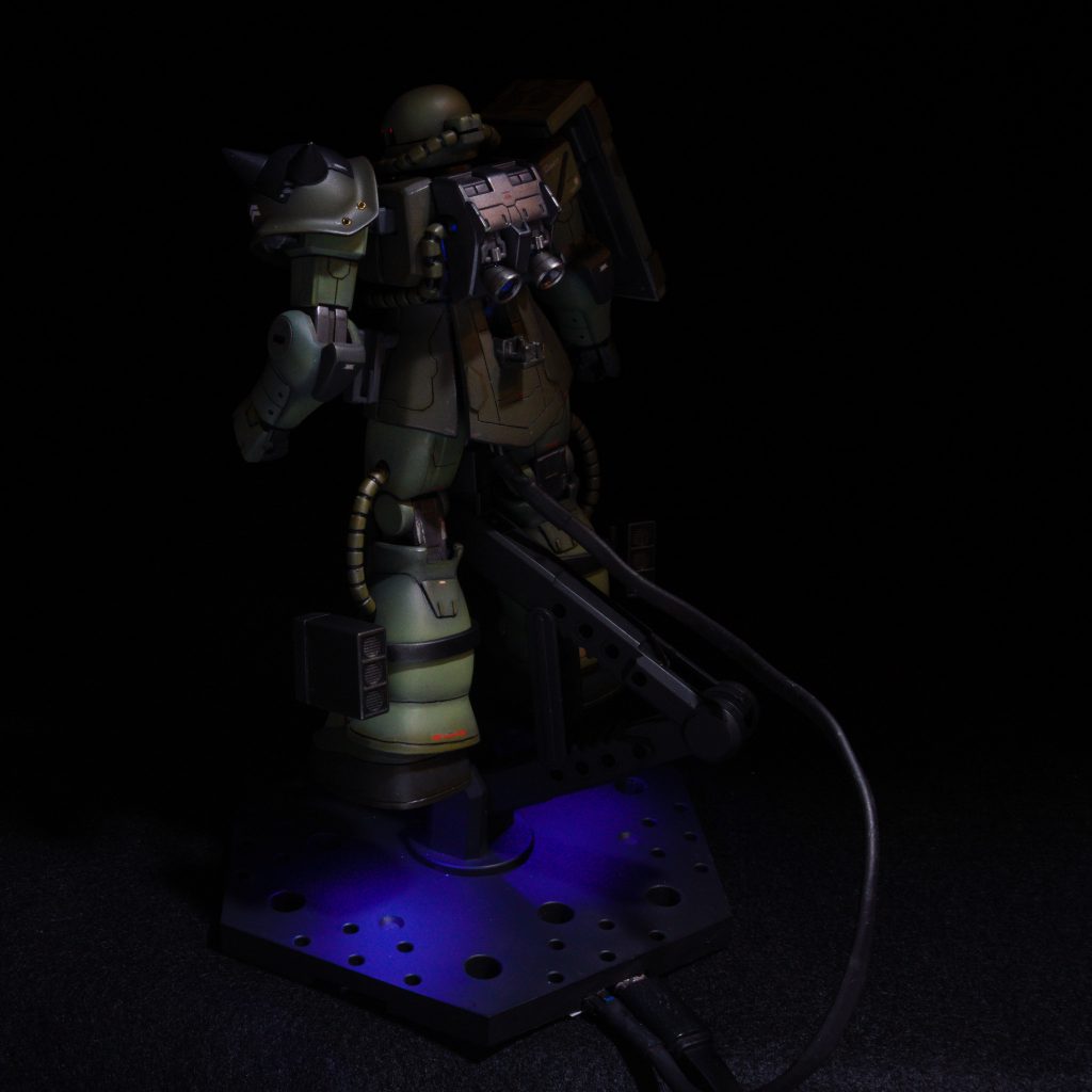 USBで給電することで光るので、ボタン電池不要でPC周りにつけっぱなしで飾ることができます。　（PC周りにそんな余裕があればｗ）