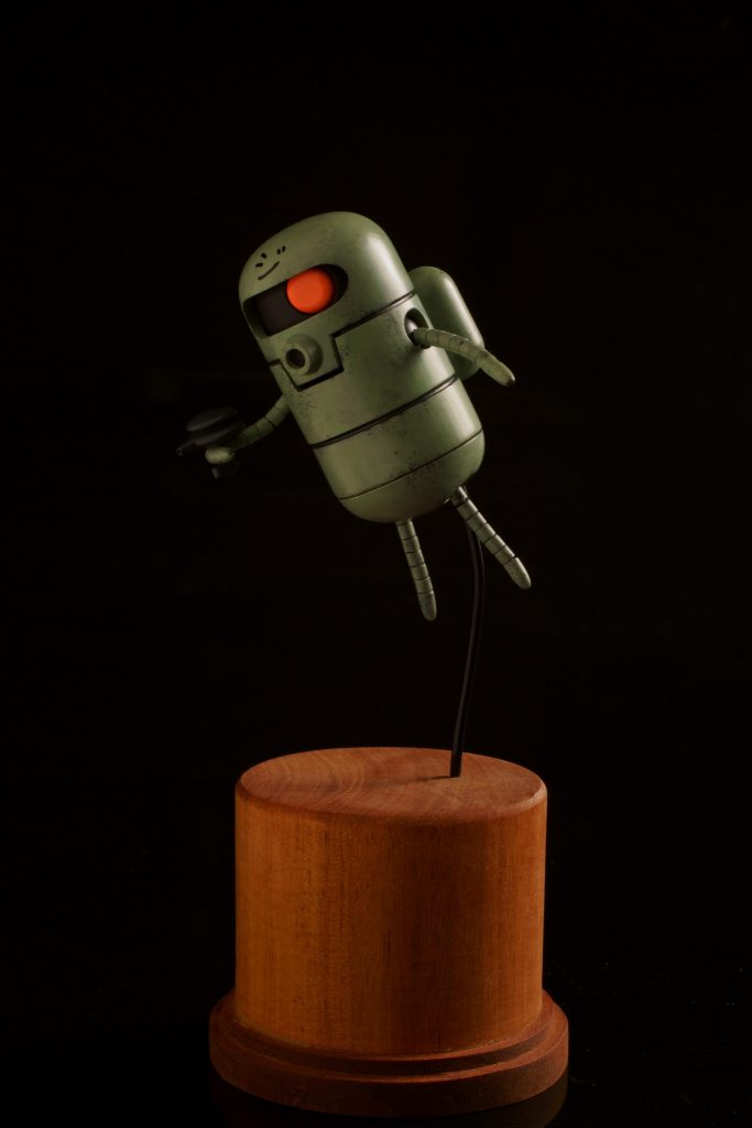 自立は大変無理があるので(笑)、この様に台座にセット。数体台座にセットしてもいいかもしれない。