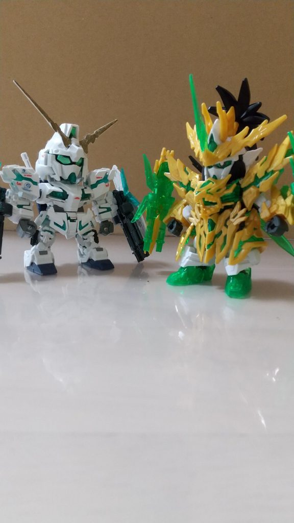 SDユニコーンガンダム フルアーマーと装備を揃えて。