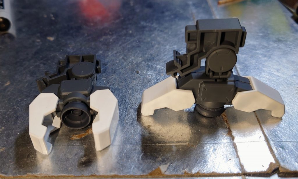 足首はセラヴィーガンダムシェヘラザードの物にビルダーズパーツバーニアを追加しました