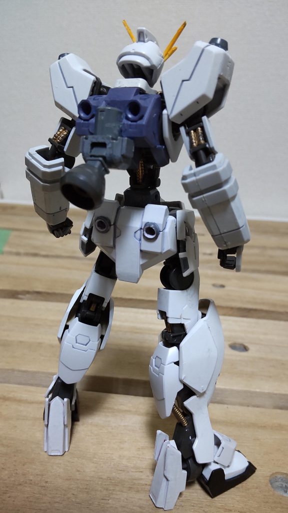 バックショット3mm穴がたくさんありますが今のところ上手い使い方が思い浮かんでません