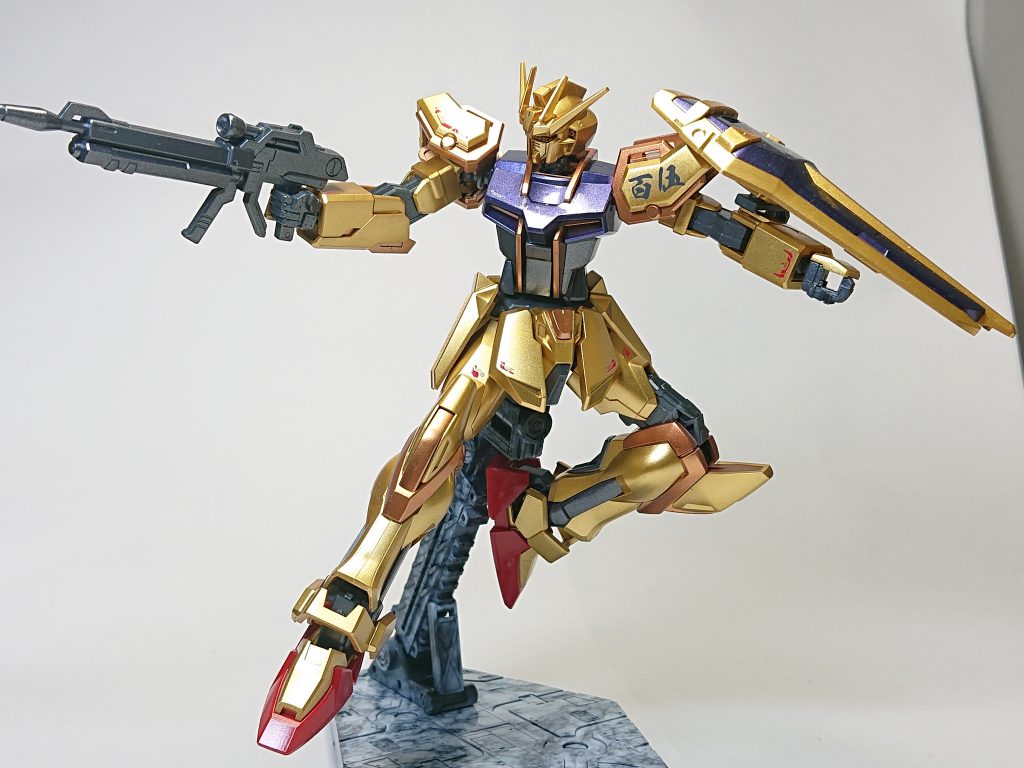 EG ストライクガンダム–3枚目/制作者：マイクラ