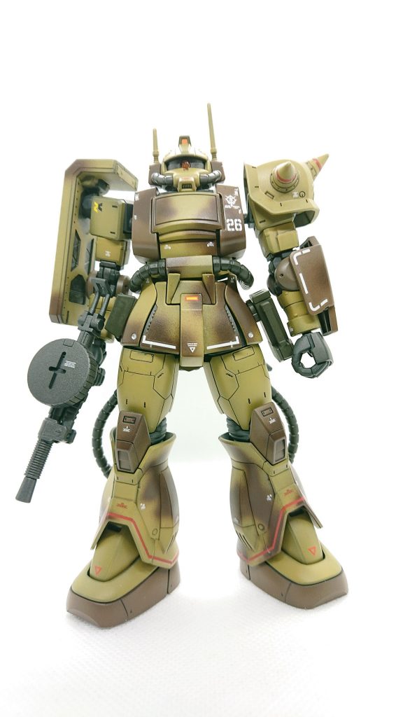 正面から、オリジン系のキットは初めて作製しました。ディテールが細かく、特に手は加えていません。エアブラシの全塗装のみです、迷彩もエアブラシで実施してみました。