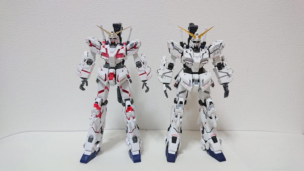 判ると思いますが、左がMG Ver.Ka右がMGEXです。同時に作成したので並べてみました。同じMSなのにスタイリングが全然違います。Ver.Kaは上半身が小さく足が長い。単体だと気になる程度ですが、比較でならべるとちょと気持ち悪いくらい足が長く感じます・・・私はMGEXの方が好みですね。