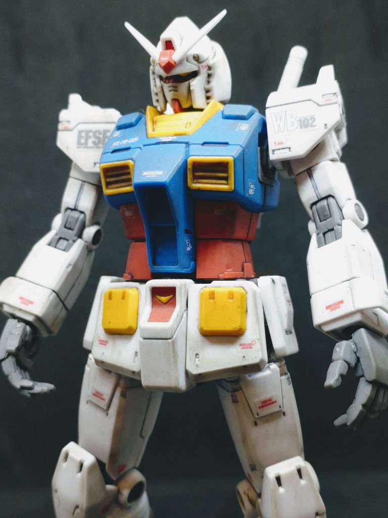 成型色もディテールも申し分無いです。価格が高いのが玉にキズですね。