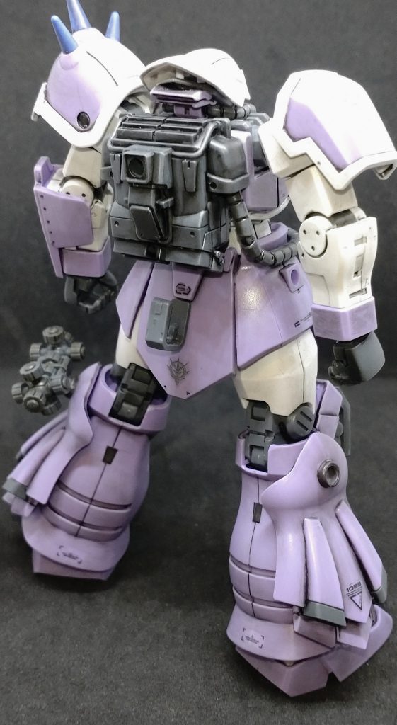 バックパックがメカメカしくてかっこ良いです。