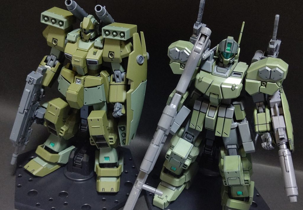 以前に作成したジム砂Ⅱとツーショット。気分はツーマンセル。もう1機似た様なヤツを作れば小隊が組めそうかな?とも。