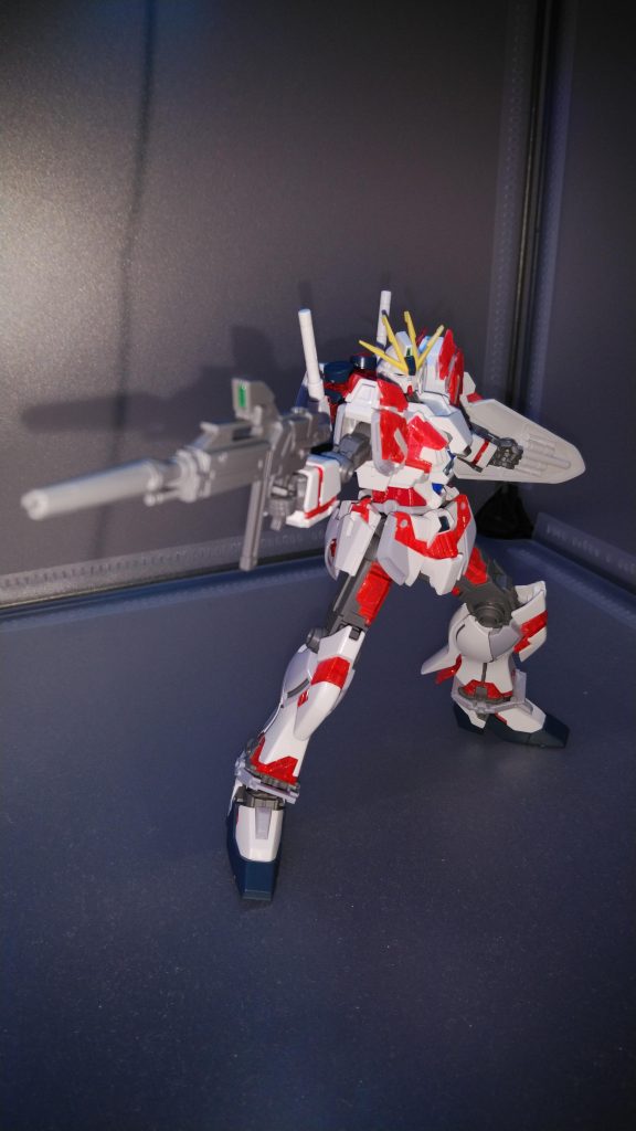 干渉部が少ないので稼働は良好。素組でも色分け完璧なの有難いですね。