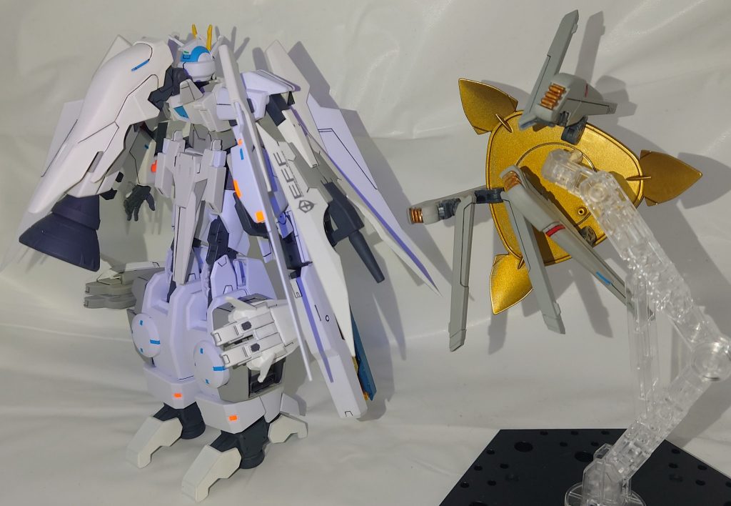 一部エースパイロット以外ではスペック性能を上手く引き出せない等、未だに問題点はいくつかあるが今後改善されていくであろうと思われる