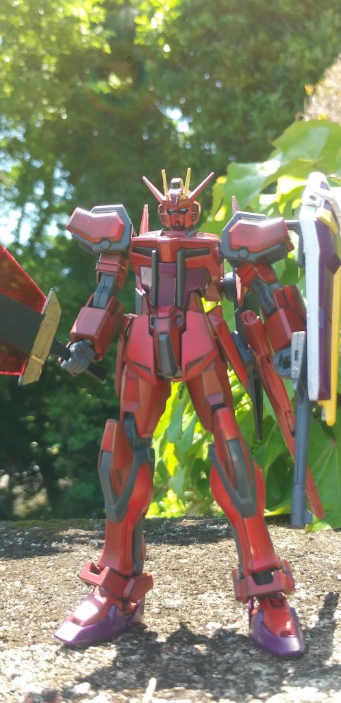 正面シールドは肩にマウントしてジャンクパーツでシールドライフル化