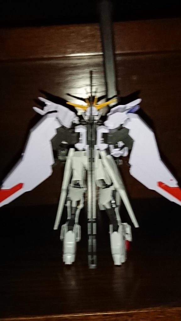 ガンダムベリバドス–2枚目/制作者：友情ピエール