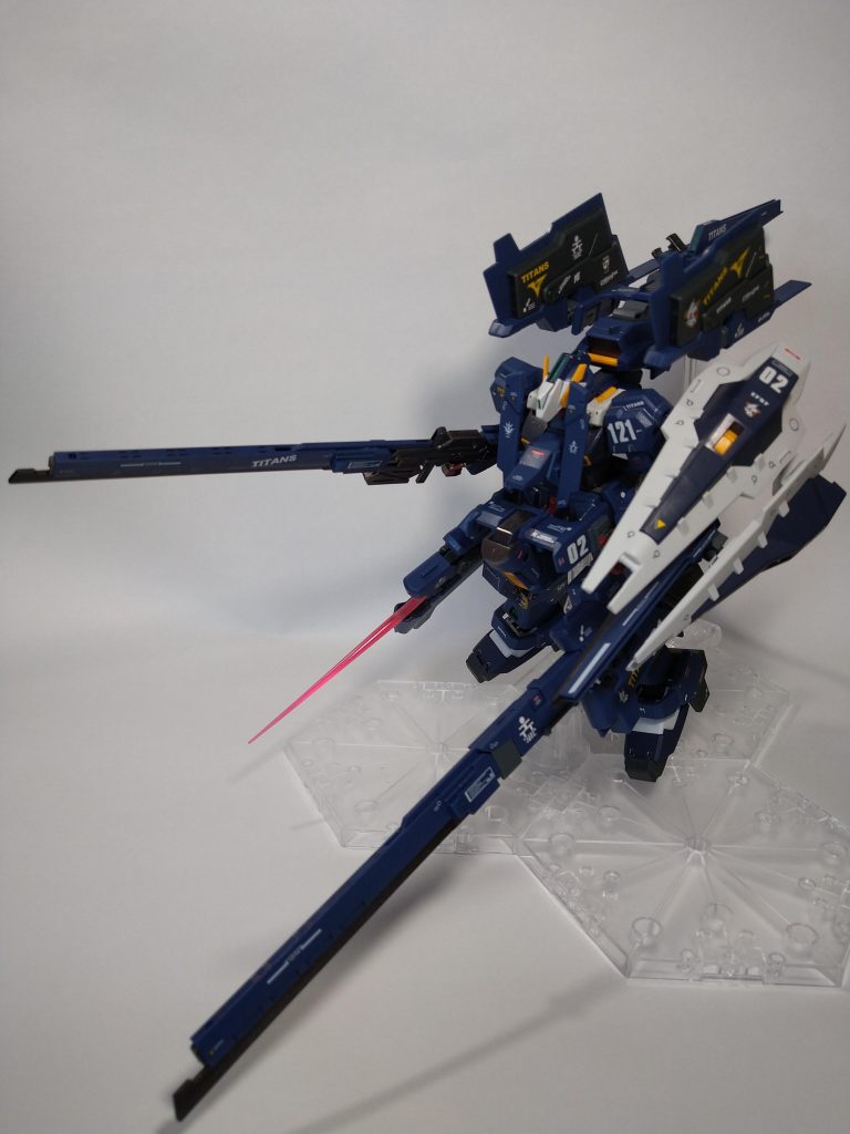 ヘイズル・ラー第二形態。水転写デカール貼りの練習台になりました。