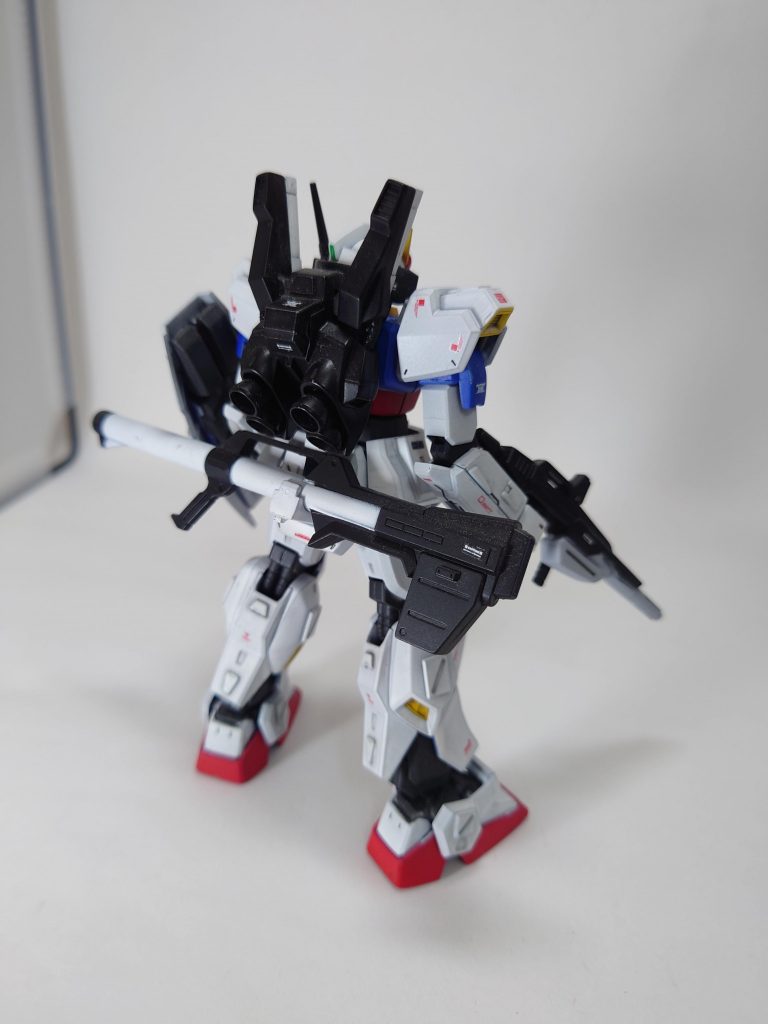 制作は、缶スプレーでの全塗装・ディテールアップパーツ追加・スミ入れ・水転写デカール・つや消しといった感じです。