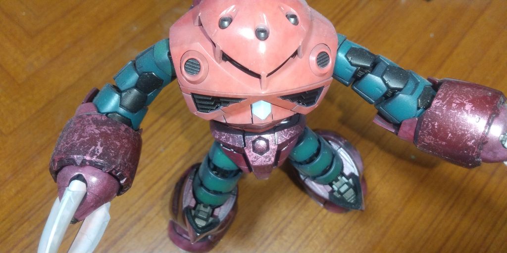 腕と足はラップ塗装と大理石塗装のミックス。