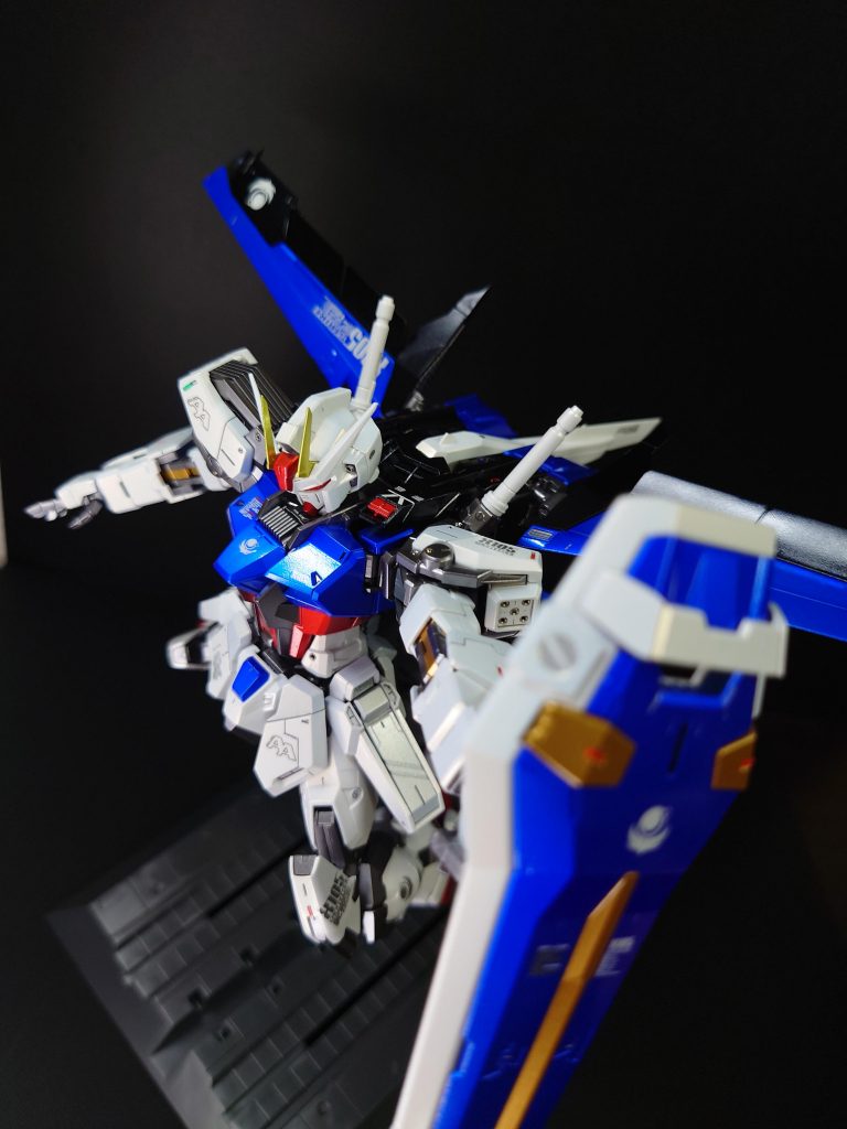 最後まで見ていただきありがとうございます。イージス→ストライクときたらブリッツ?バスター?デュエル?やりきりたいですねー。ご期待ください!