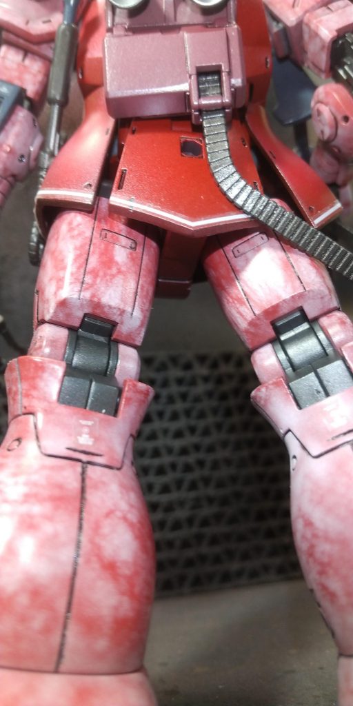 一応会わせ目消しと後はめ加工もしています。墨入れとデカールも貼っています。