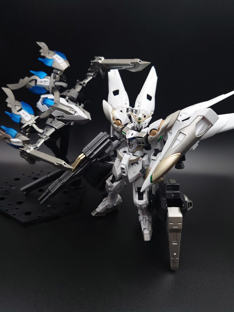 換装前のゼロと支援機。