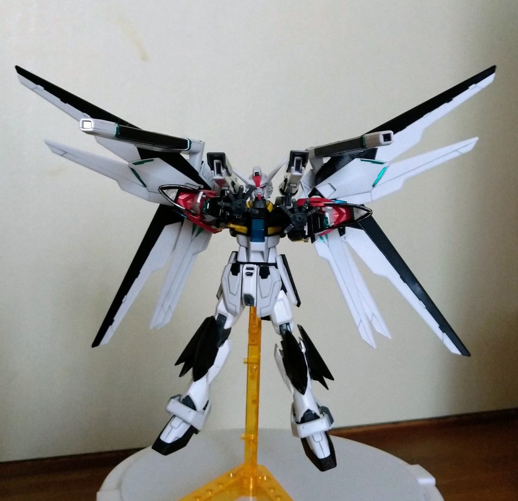 アムロ「たかが石ころ一つ!ガンダムで撃ち落としてやるっ!!」アクシズをいきなり狙い撃つ天パ。本当にできそうな辺り怖いですw